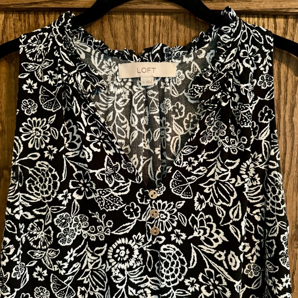 LOFT Ruffle Neck Shell - Picture 5 of 13